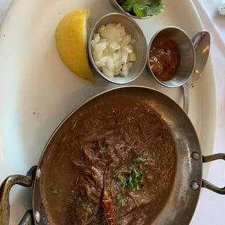 Cazuelita de Costilla de Res